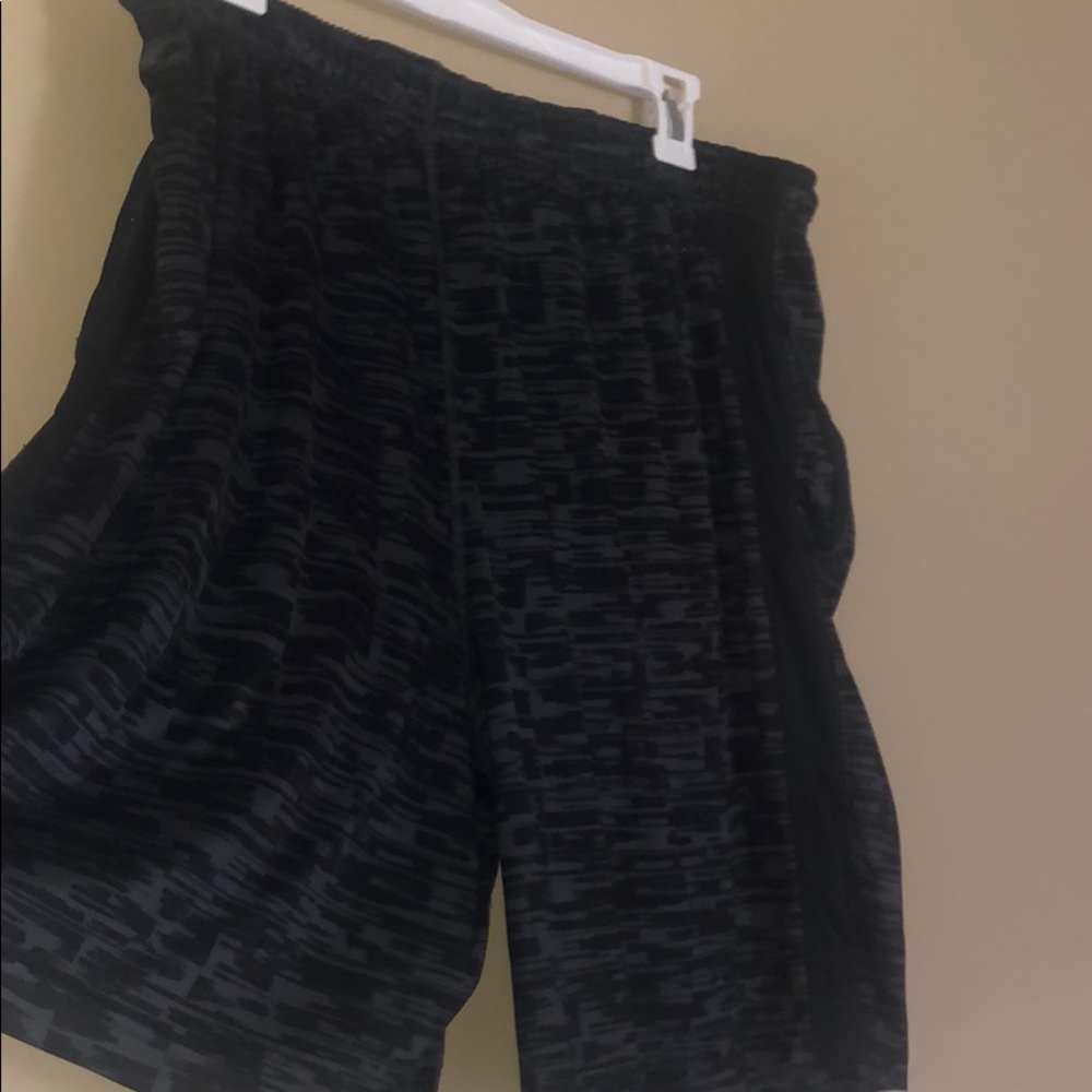 Russell Shorts - Picture 2 of 2